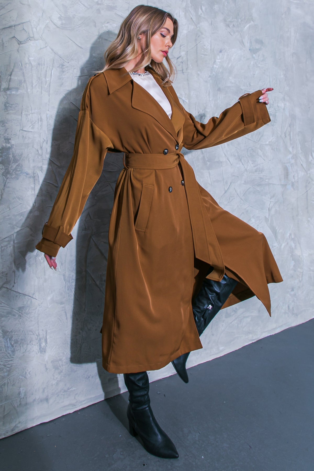 WOMEN ON THE MOON WOVEN TRENCH COAT Flying Tomato